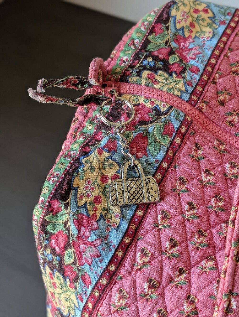 Vintage 2003 Vera Bradley Pink Pansy Large Duffel 24” Quilted Cotton Made In USA - Picture 5 of 16